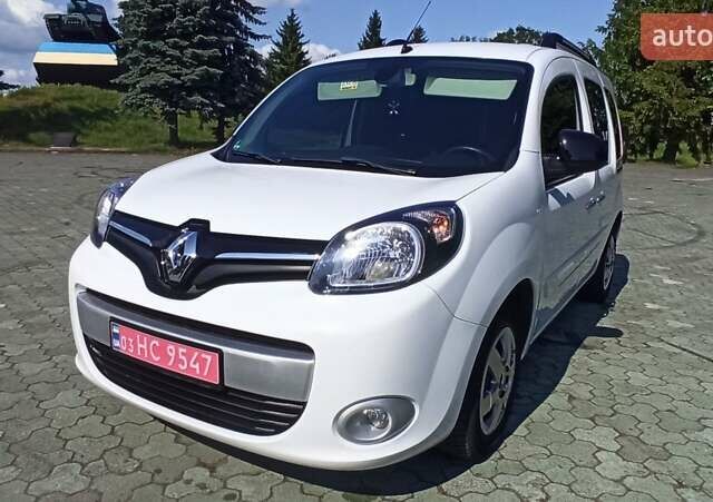 Білий Рено Кєнгу, об'ємом двигуна 1.5 л та пробігом 230 тис. км за 11000 $, фото 5 на Automoto.ua