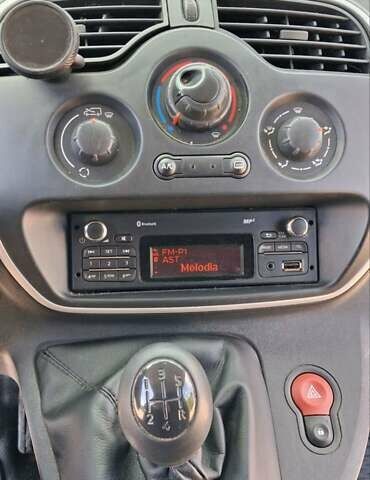 Білий Рено Кєнгу, об'ємом двигуна 1.5 л та пробігом 209 тис. км за 7500 $, фото 8 на Automoto.ua