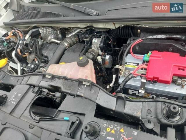 Белый Рено Кенгу, объемом двигателя 1.5 л и пробегом 71 тыс. км за 10850 $, фото 23 на Automoto.ua