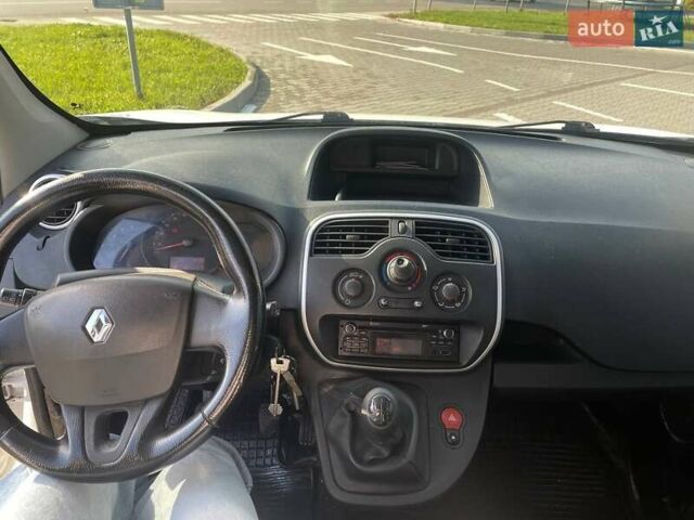 Рено Кєнгу 2016 у Житомирі на Automoto.ua Білий Рено Кєнгу, об'ємом двигуна 1.46 л та пробігом 237 тис. км за 9000 $, фото 10 на Automoto.ua