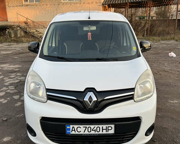 Белый Рено Кенгу, объемом двигателя 1.5 л и пробегом 263 тыс. км за 8950 $, фото 1 на Automoto.ua