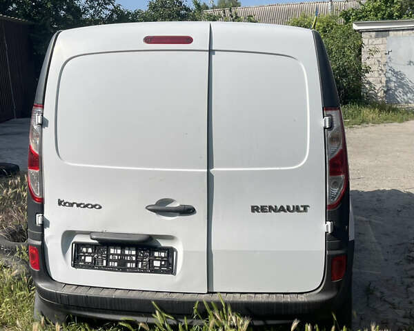 Білий Рено Кєнгу, об'ємом двигуна 1.5 л та пробігом 121 тис. км за 3499 $, фото 10 на Automoto.ua