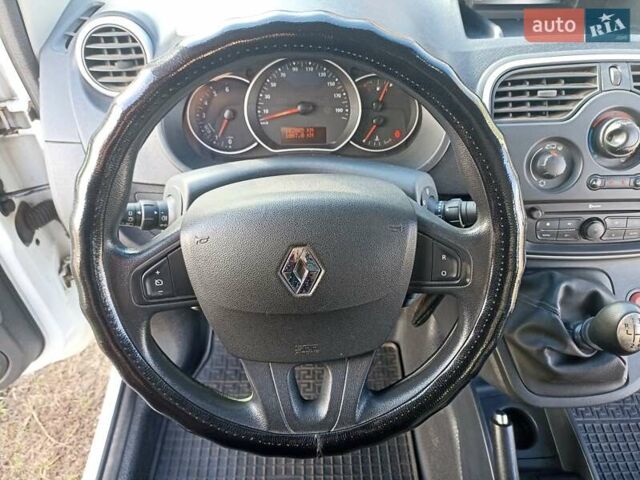 Білий Рено Кєнгу, об'ємом двигуна 1.5 л та пробігом 250 тис. км за 9700 $, фото 14 на Automoto.ua