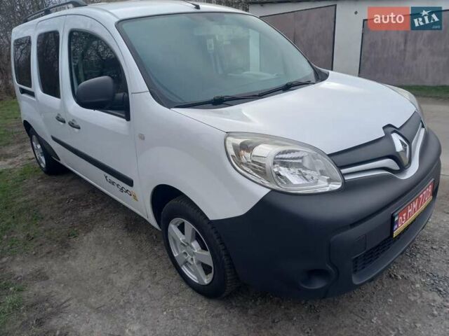 Белый Рено Кенгу, объемом двигателя 1.5 л и пробегом 71 тыс. км за 10850 $, фото 5 на Automoto.ua