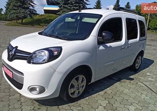Білий Рено Кєнгу, об'ємом двигуна 1.5 л та пробігом 230 тис. км за 11000 $, фото 14 на Automoto.ua