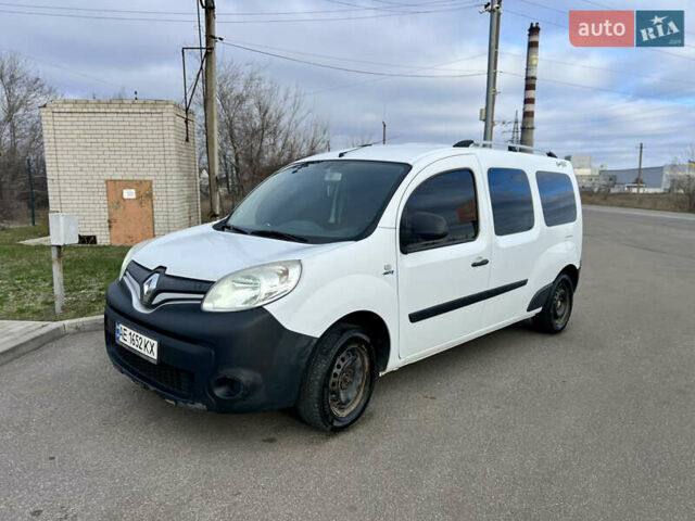 Белый Рено Кенгу, объемом двигателя 1.46 л и пробегом 189 тыс. км за 12200 $, фото 1 на Automoto.ua