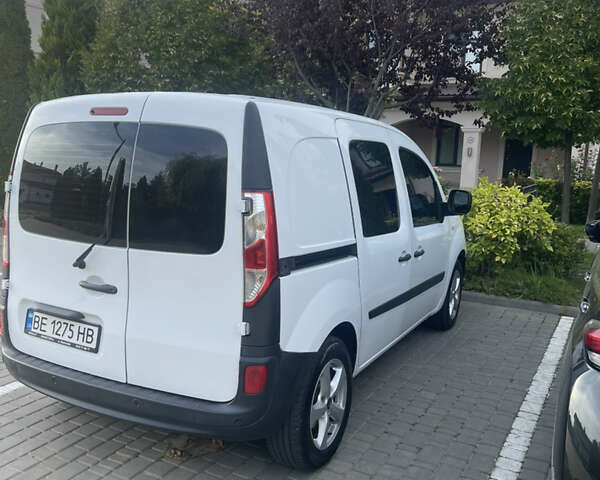 Белый Рено Кенгу, объемом двигателя 1.5 л и пробегом 298 тыс. км за 7400 $, фото 4 на Automoto.ua