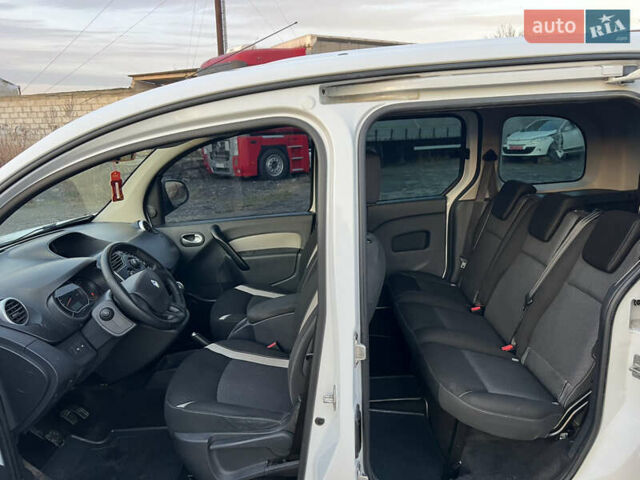 Белый Рено Кенгу, объемом двигателя 1.5 л и пробегом 263 тыс. км за 8950 $, фото 14 на Automoto.ua