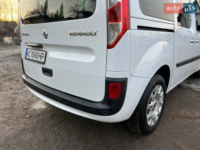 Белый Рено Кенгу, объемом двигателя 1.5 л и пробегом 263 тыс. км за 8950 $, фото 25 на Automoto.ua