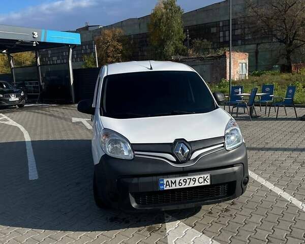 Рено Кєнгу 2016 у Житомирі на Automoto.ua Білий Рено Кєнгу, об'ємом двигуна 1.46 л та пробігом 237 тис. км за 9000 $, фото 6 на Automoto.ua