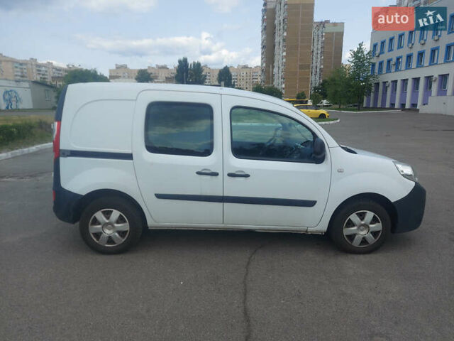 Білий Рено Кєнгу, об'ємом двигуна 1.46 л та пробігом 138 тис. км за 7800 $, фото 2 на Automoto.ua