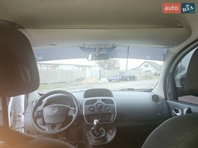 Белый Рено Кенгу, объемом двигателя 1.46 л и пробегом 151 тыс. км за 9999 $, фото 15 на Automoto.ua