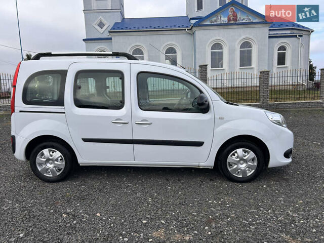 Білий Рено Кєнгу, об'ємом двигуна 1.5 л та пробігом 203 тис. км за 11450 $, фото 5 на Automoto.ua