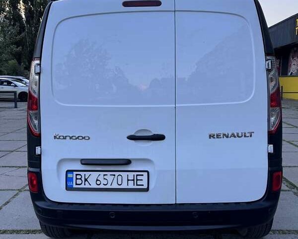 Белый Рено Кенгу, объемом двигателя 1.46 л и пробегом 176 тыс. км за 8100 $, фото 2 на Automoto.ua