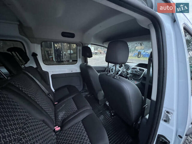 Білий Рено Кєнгу, об'ємом двигуна 1.5 л та пробігом 177 тис. км за 11650 $, фото 30 на Automoto.ua