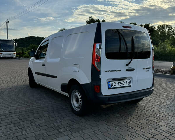 Белый Рено Кенгу, объемом двигателя 1.5 л и пробегом 211 тыс. км за 9000 $, фото 4 на Automoto.ua