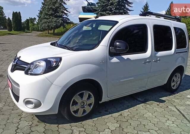 Білий Рено Кєнгу, об'ємом двигуна 1.5 л та пробігом 230 тис. км за 11000 $, фото 13 на Automoto.ua