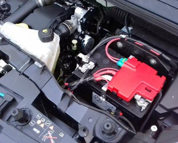 Білий Рено Кєнгу, об'ємом двигуна 1.5 л та пробігом 250 тис. км за 9700 $, фото 20 на Automoto.ua