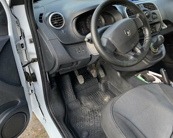 Білий Рено Кєнгу, об'ємом двигуна 1.46 л та пробігом 258 тис. км за 7600 $, фото 5 на Automoto.ua