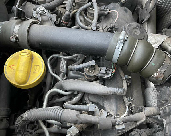Білий Рено Кєнгу, об'ємом двигуна 1.46 л та пробігом 238 тис. км за 9300 $, фото 18 на Automoto.ua