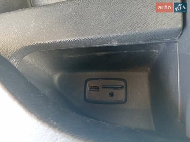 Білий Рено Кєнгу, об'ємом двигуна 1.5 л та пробігом 250 тис. км за 9700 $, фото 18 на Automoto.ua