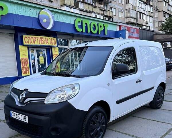 Белый Рено Кенгу, объемом двигателя 1.46 л и пробегом 176 тыс. км за 8100 $, фото 6 на Automoto.ua