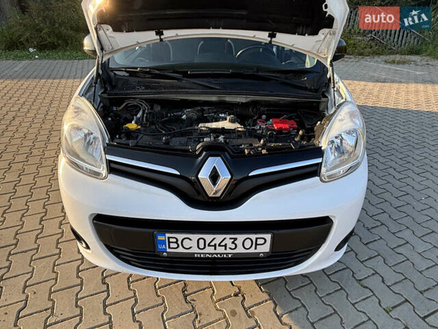 Білий Рено Кєнгу, об'ємом двигуна 1.46 л та пробігом 160 тис. км за 11200 $, фото 20 на Automoto.ua