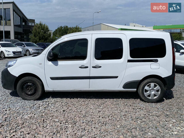 Белый Рено Кенгу, объемом двигателя 1.5 л и пробегом 195 тыс. км за 10200 $, фото 3 на Automoto.ua