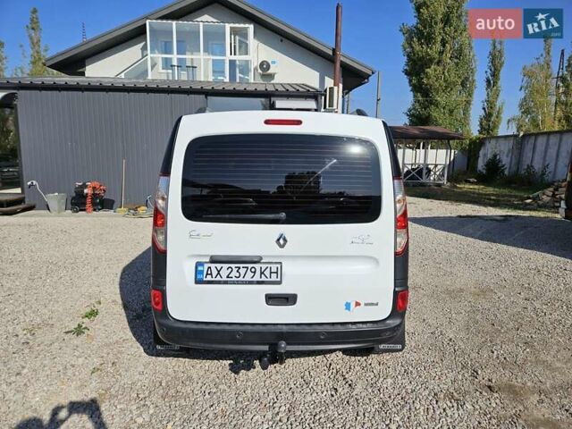 Белый Рено Кенгу, объемом двигателя 1.46 л и пробегом 250 тыс. км за 9500 $, фото 6 на Automoto.ua