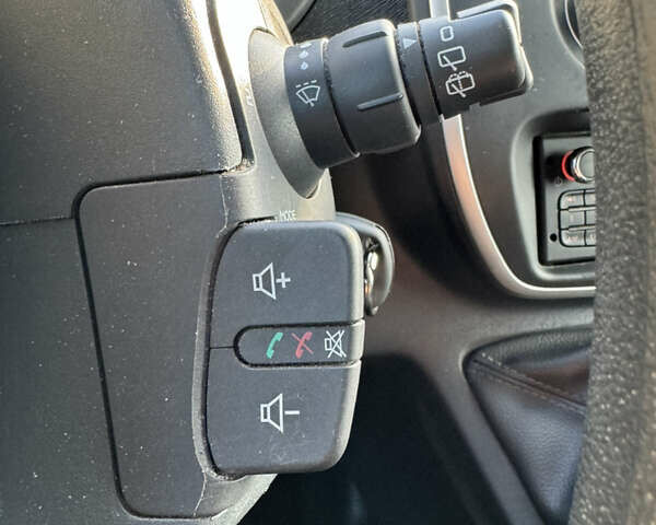 Белый Рено Кенгу, объемом двигателя 1.5 л и пробегом 211 тыс. км за 9000 $, фото 23 на Automoto.ua