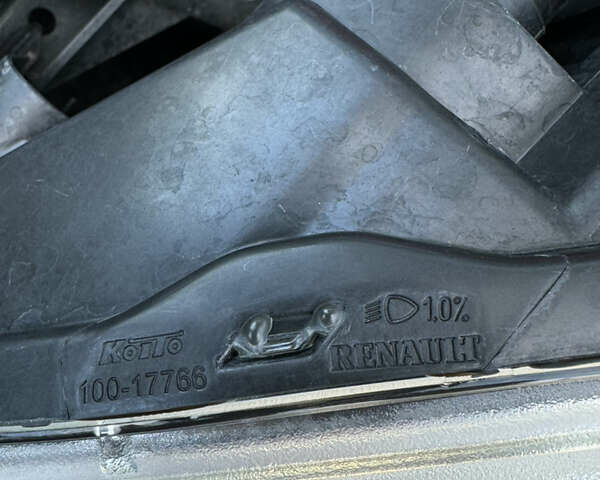 Белый Рено Кенгу, объемом двигателя 1.5 л и пробегом 211 тыс. км за 9000 $, фото 11 на Automoto.ua