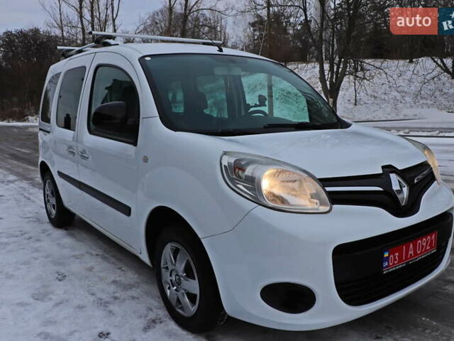 Білий Рено Кєнгу, об'ємом двигуна 1.5 л та пробігом 231 тис. км за 11555 $, фото 23 на Automoto.ua