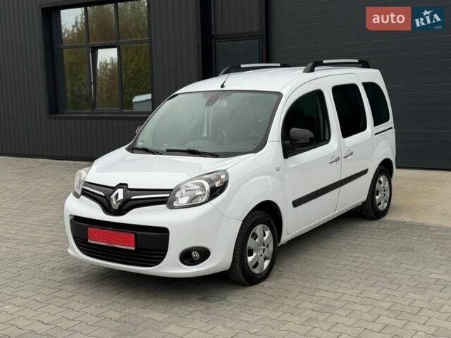 Белый Рено Кенгу, объемом двигателя 1.5 л и пробегом 179 тыс. км за 11500 $, фото 12 на Automoto.ua