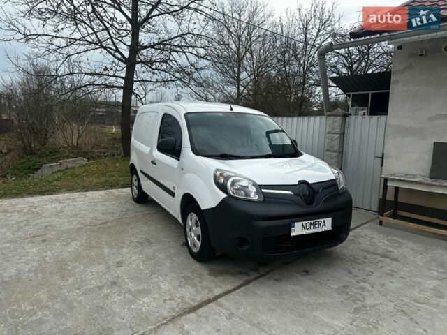 Білий Рено Кєнгу, об'ємом двигуна 0 л та пробігом 61 тис. км за 8600 $, фото 10 на Automoto.ua