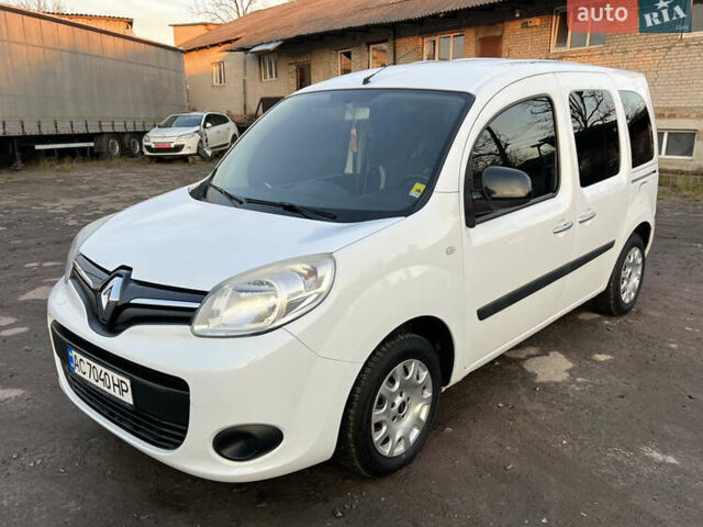 Белый Рено Кенгу, объемом двигателя 1.5 л и пробегом 263 тыс. км за 8950 $, фото 2 на Automoto.ua