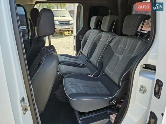 Белый Рено Кенгу, объемом двигателя 1.46 л и пробегом 250 тыс. км за 9500 $, фото 13 на Automoto.ua