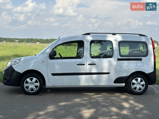 Белый Рено Кенгу, объемом двигателя 1.5 л и пробегом 235 тыс. км за 13200 $, фото 7 на Automoto.ua