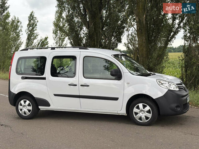 Білий Рено Кєнгу, об'ємом двигуна 1.5 л та пробігом 178 тис. км за 13250 $, фото 11 на Automoto.ua