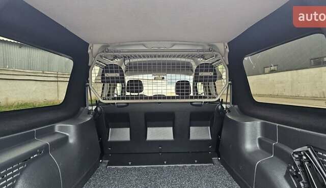 Білий Рено Кєнгу, об'ємом двигуна 1.46 л та пробігом 131 тис. км за 13300 $, фото 30 на Automoto.ua