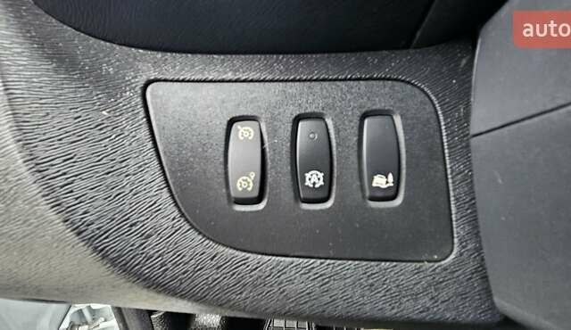 Білий Рено Кєнгу, об'ємом двигуна 1.46 л та пробігом 131 тис. км за 13300 $, фото 20 на Automoto.ua