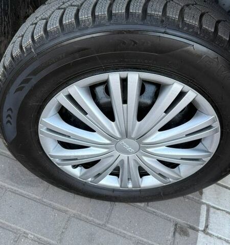 Белый Рено Кенгу, объемом двигателя 1.5 л и пробегом 187 тыс. км за 11900 $, фото 70 на Automoto.ua