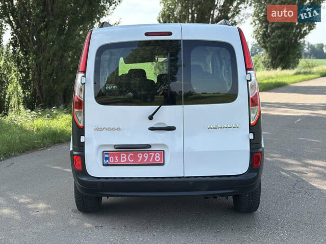 Белый Рено Кенгу, объемом двигателя 1.5 л и пробегом 235 тыс. км за 13200 $, фото 4 на Automoto.ua