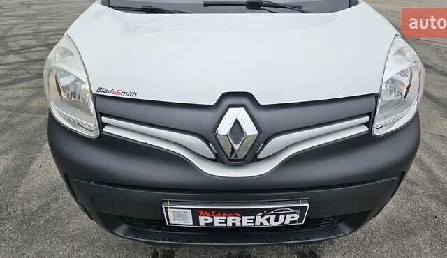 Білий Рено Кєнгу, об'ємом двигуна 1.46 л та пробігом 131 тис. км за 13300 $, фото 42 на Automoto.ua