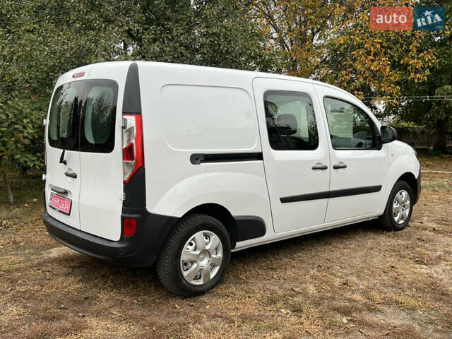 Білий Рено Кєнгу, об'ємом двигуна 1.5 л та пробігом 125 тис. км за 13499 $, фото 26 на Automoto.ua