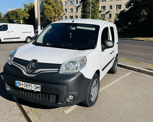 Білий Рено Кєнгу, об'ємом двигуна 1.46 л та пробігом 217 тис. км за 9700 $, фото 4 на Automoto.ua