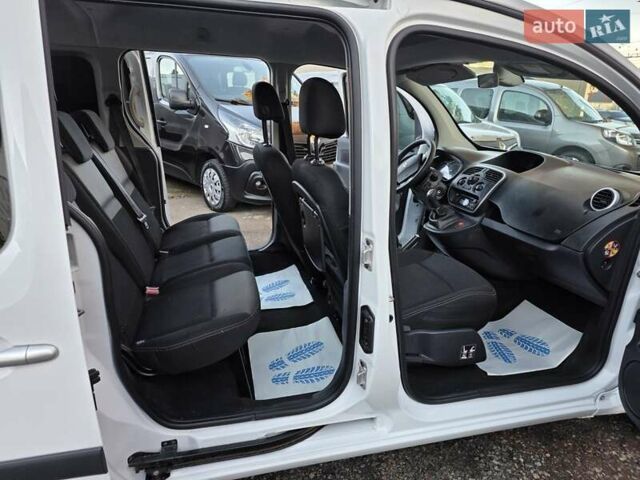 Рено Кенгу 2017 в Одессе на Automoto.ua Белый Рено Кенгу, объемом двигателя 0 л и пробегом 187 тыс. км за 12100 $, фото 18 на Automoto.ua