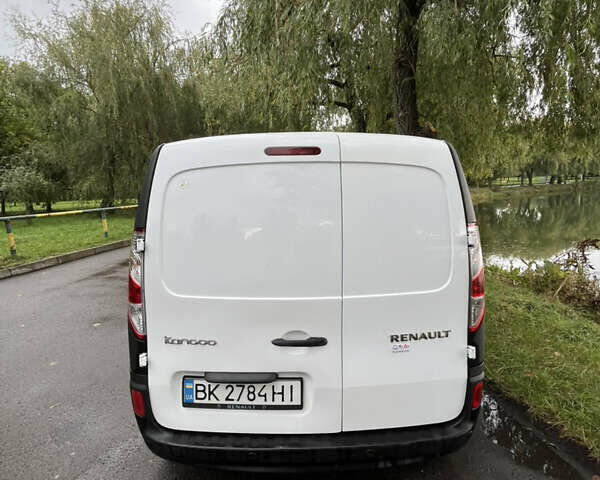 Білий Рено Кєнгу, об'ємом двигуна 1.46 л та пробігом 310 тис. км за 7500 $, фото 1 на Automoto.ua