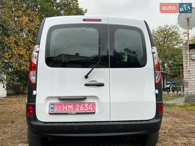 Білий Рено Кєнгу, об'ємом двигуна 1.5 л та пробігом 125 тис. км за 13499 $, фото 28 на Automoto.ua