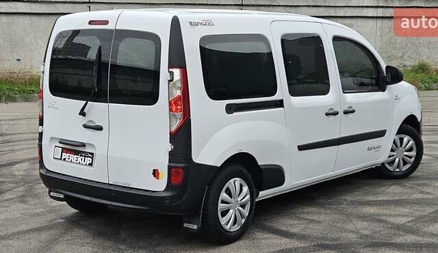 Білий Рено Кєнгу, об'ємом двигуна 1.46 л та пробігом 131 тис. км за 13300 $, фото 5 на Automoto.ua