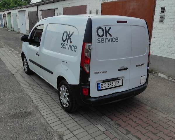 Белый Рено Кенгу, объемом двигателя 1.5 л и пробегом 230 тыс. км за 8200 $, фото 14 на Automoto.ua